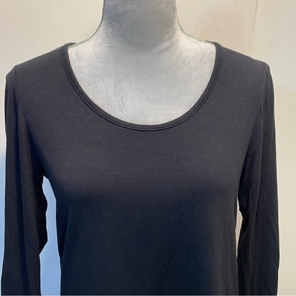 #0251 Maurices Black Asymmetrical Blouse 3/4 Sleeves and sheer Bottom Ruffle-M - Picture 4 of 6